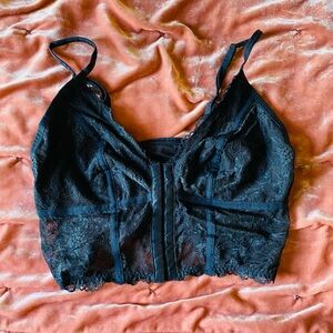 Colsie NWOT corseted top with eye hook closures size MEDIUM